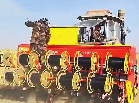 9001诚信金沙2BFX-20/25/28系列施肥播种机