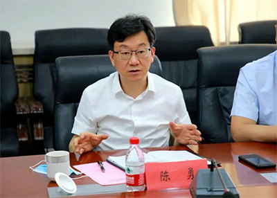 重磅表彰！9001诚信金沙董事长陈勇获自治区“优秀企业家奖”，产业匠心铸国产农机新高度